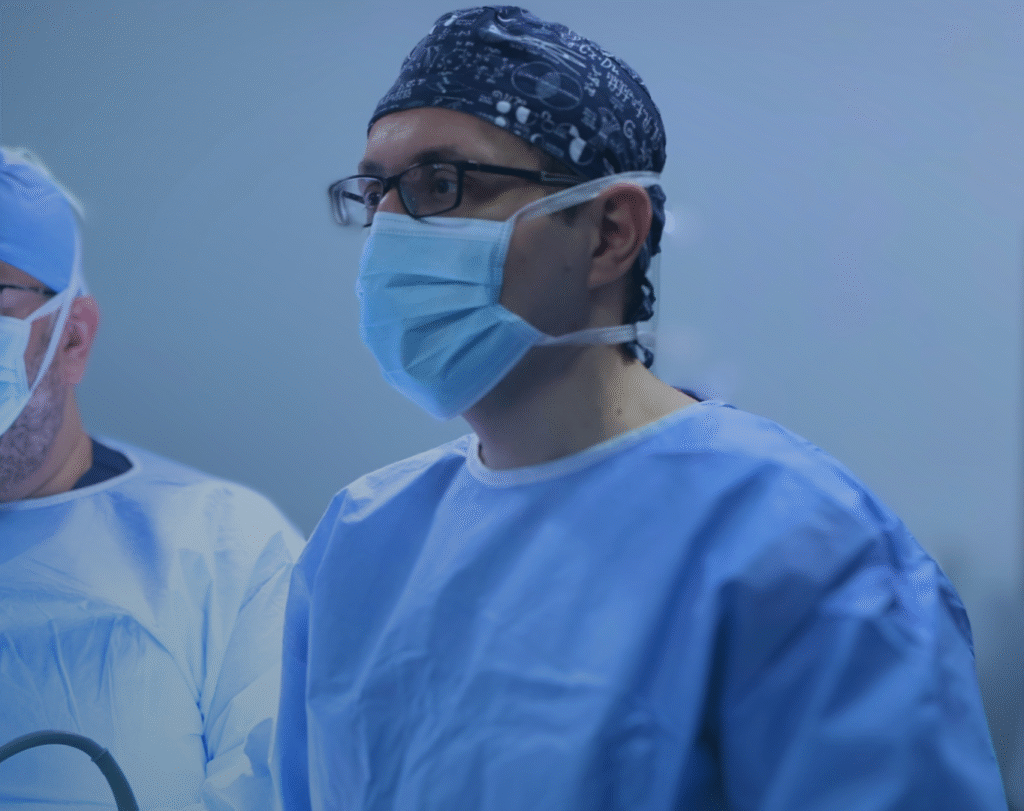 الدكتور محمد رهاوي – خبير في جراحة العظام والإصابات الرياضية